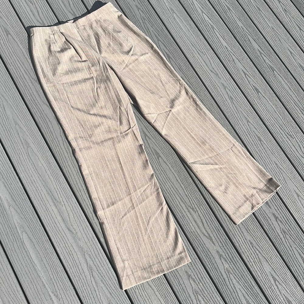 ❄️ Light Brown Pants with Pink Pinstripes